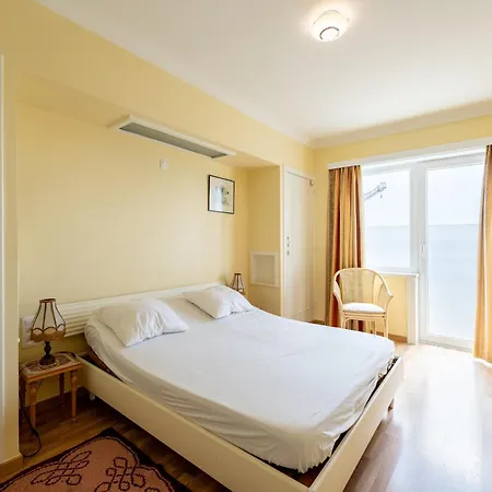 아파트 On Zeedijk With North Sea Views *