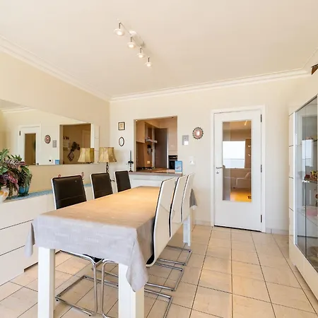 Apartamento On Zeedijk With North Sea Views
